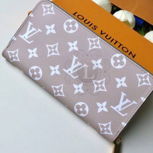 Replica Louis Vuitton Monogram Canvas Zippy Wallet