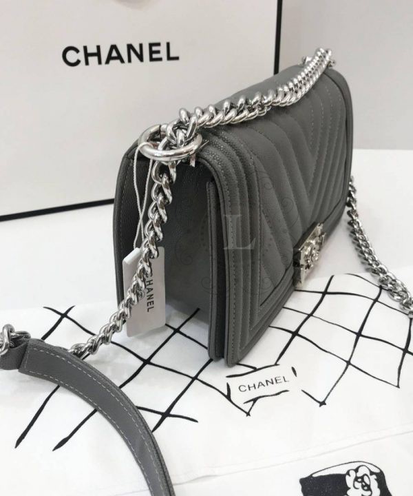 Replica Chanel Boy Chevron Grey Bag