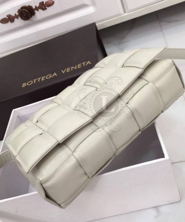 Replica Bottega Veneta Padded Cassette Bag White