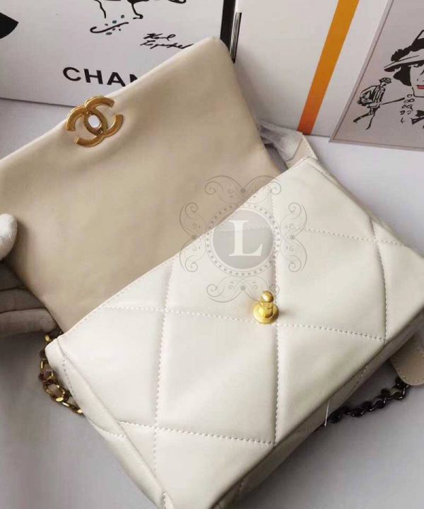 Replica Chanel 19 Bag White