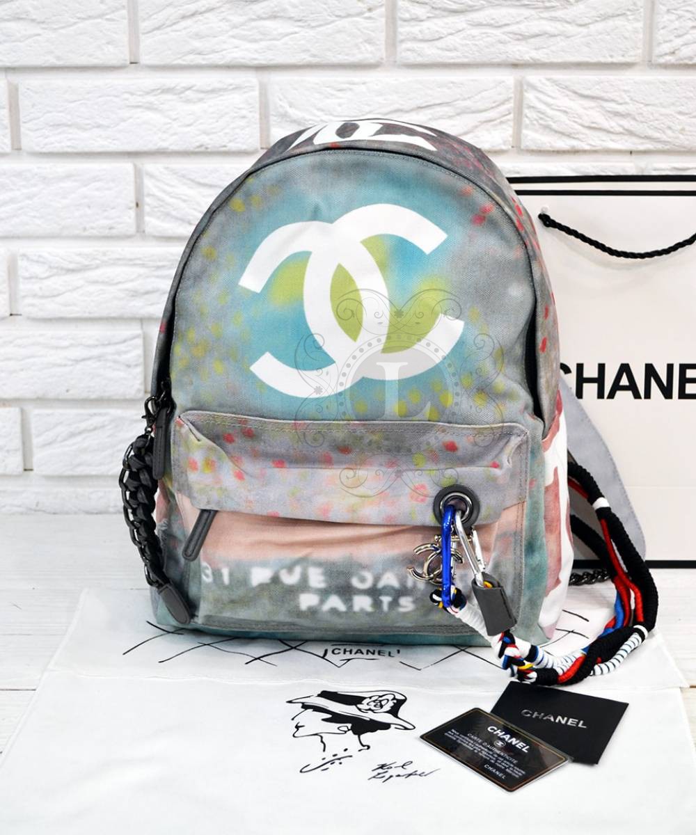 Replica Chanel Graffiti Printed Canvas Backpack - Luxus Taschen direkt aus  Deutschland