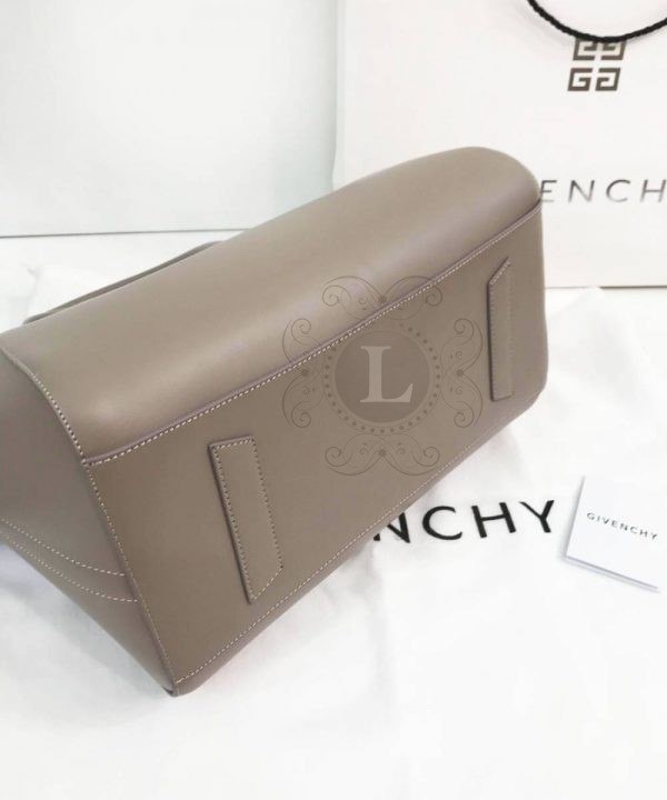 Replica Givenchy Antigona Bag Coffee