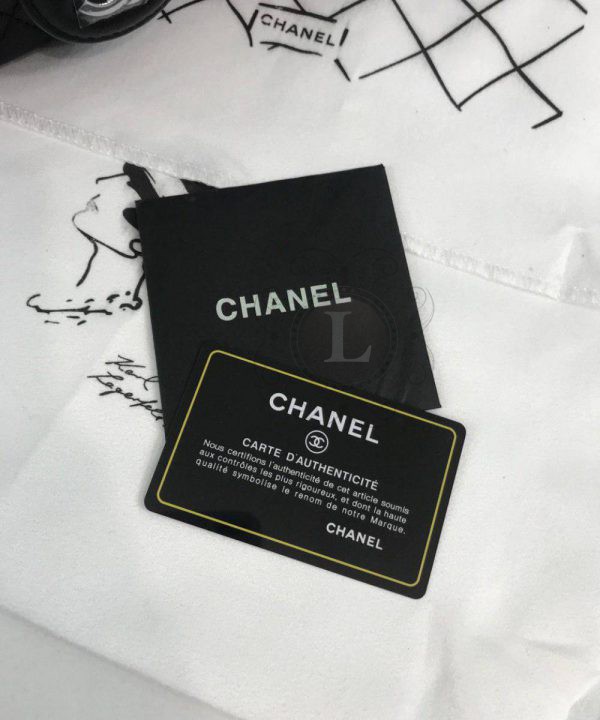 Replica Chanel Chevron Flap